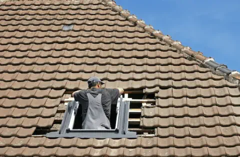 Pose de velux - Saint-Malo-de-la-Lande